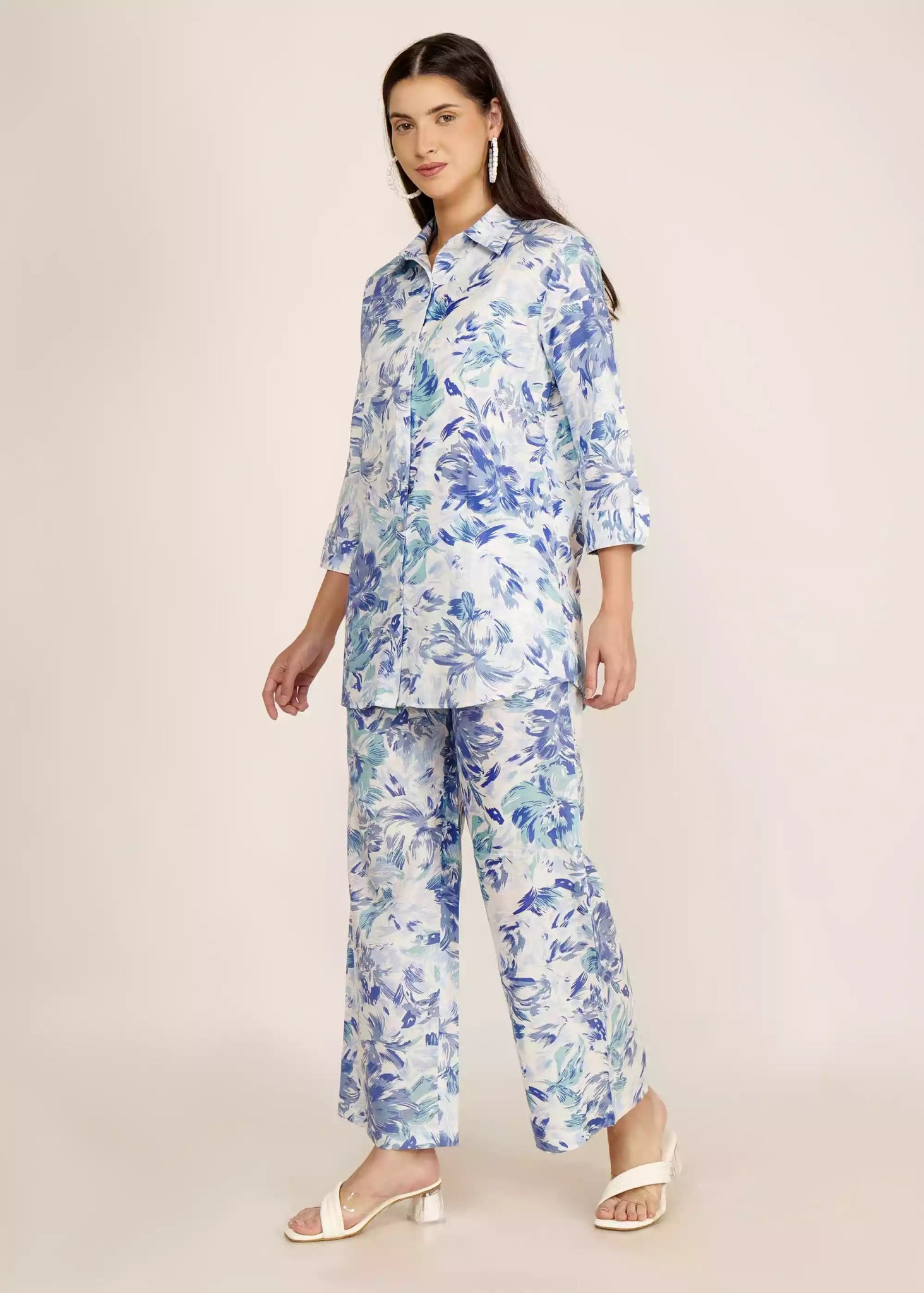 Women Blue Cotton Blend Floral Printed Coord Set - GargiStyle