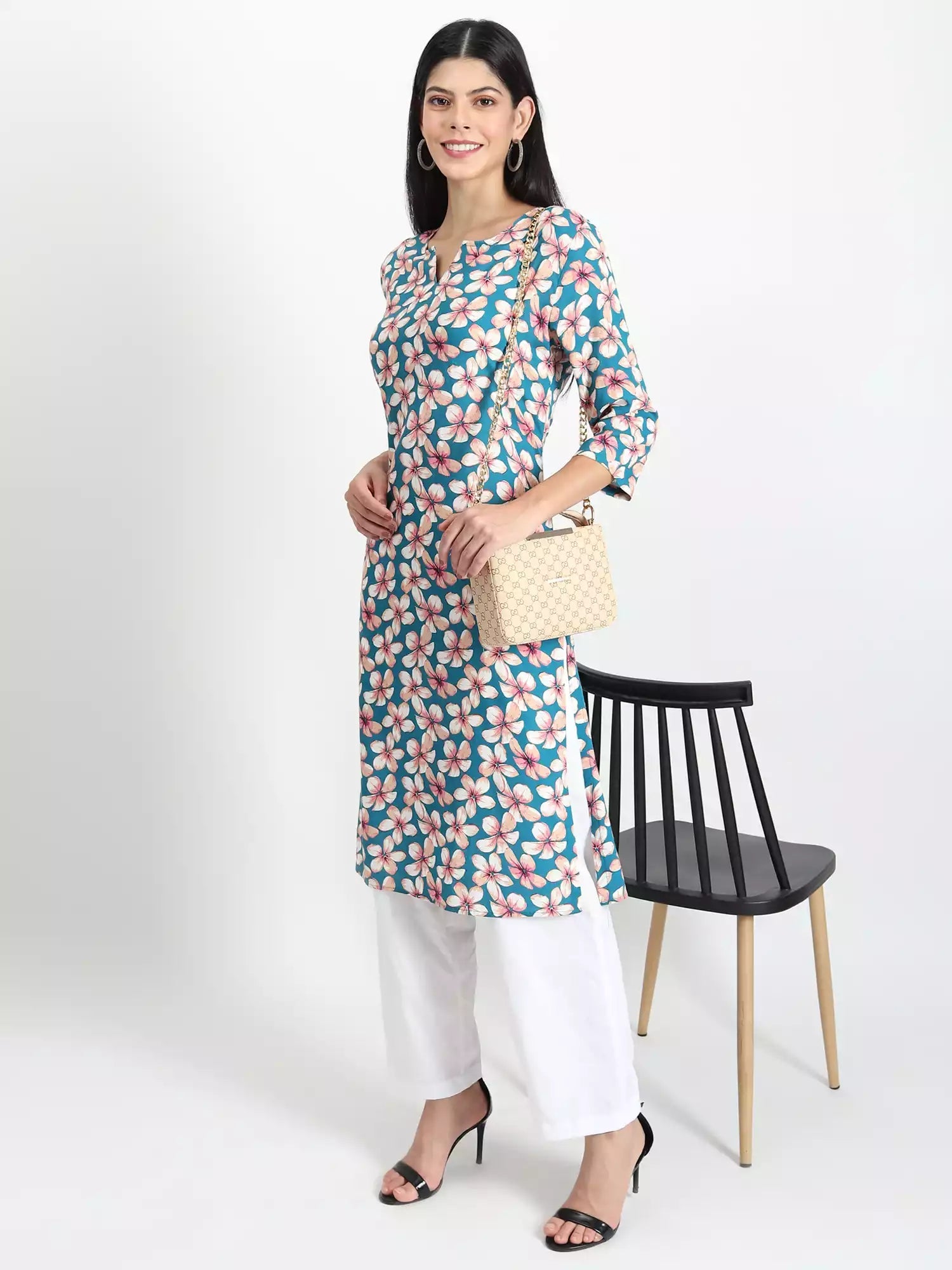 Women floral daisy print straight kurta (Blue) - GargiStyle