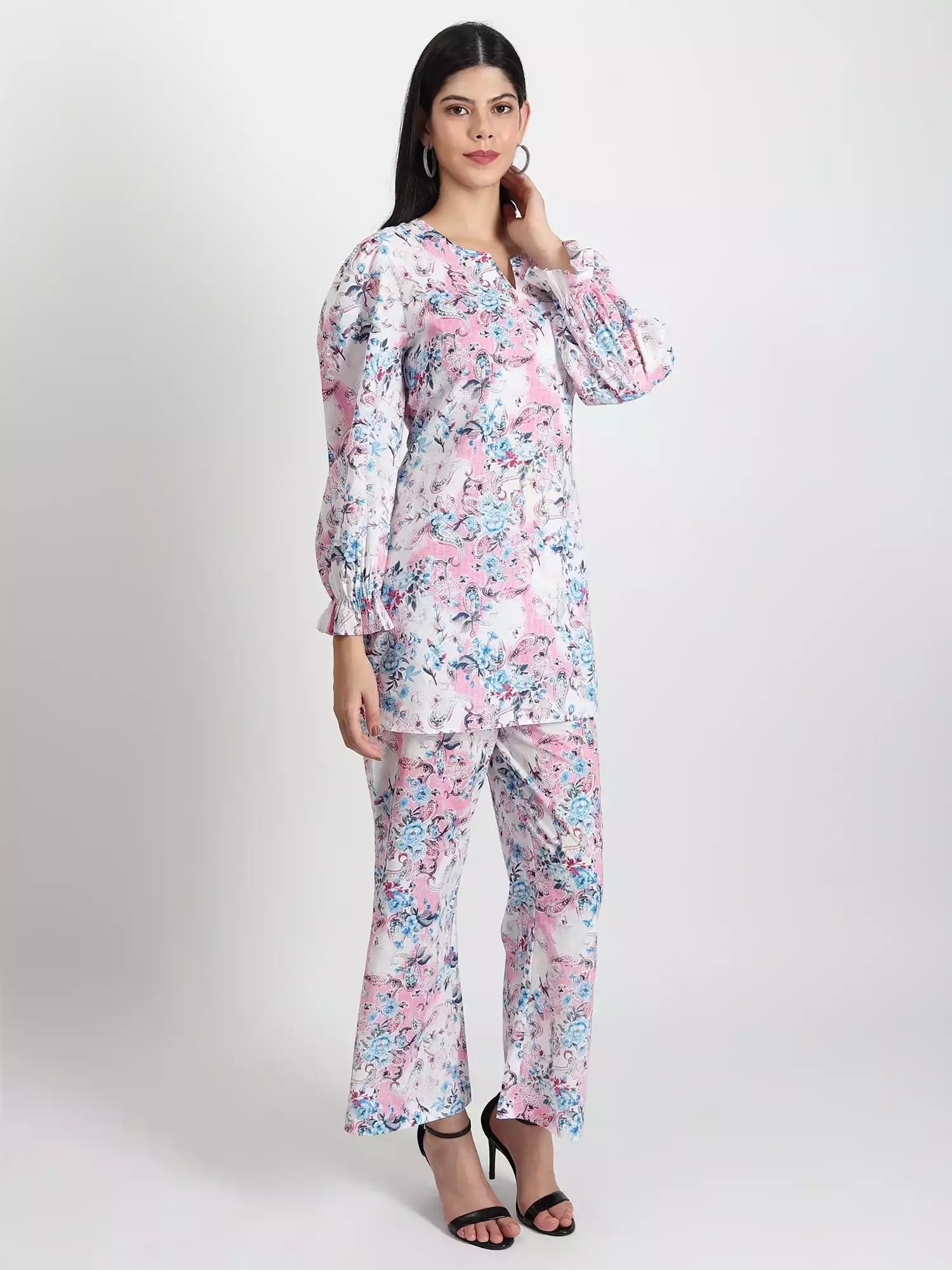 Women pink & blue floral printed with puff sleeve Co-ord set - GargiStyle