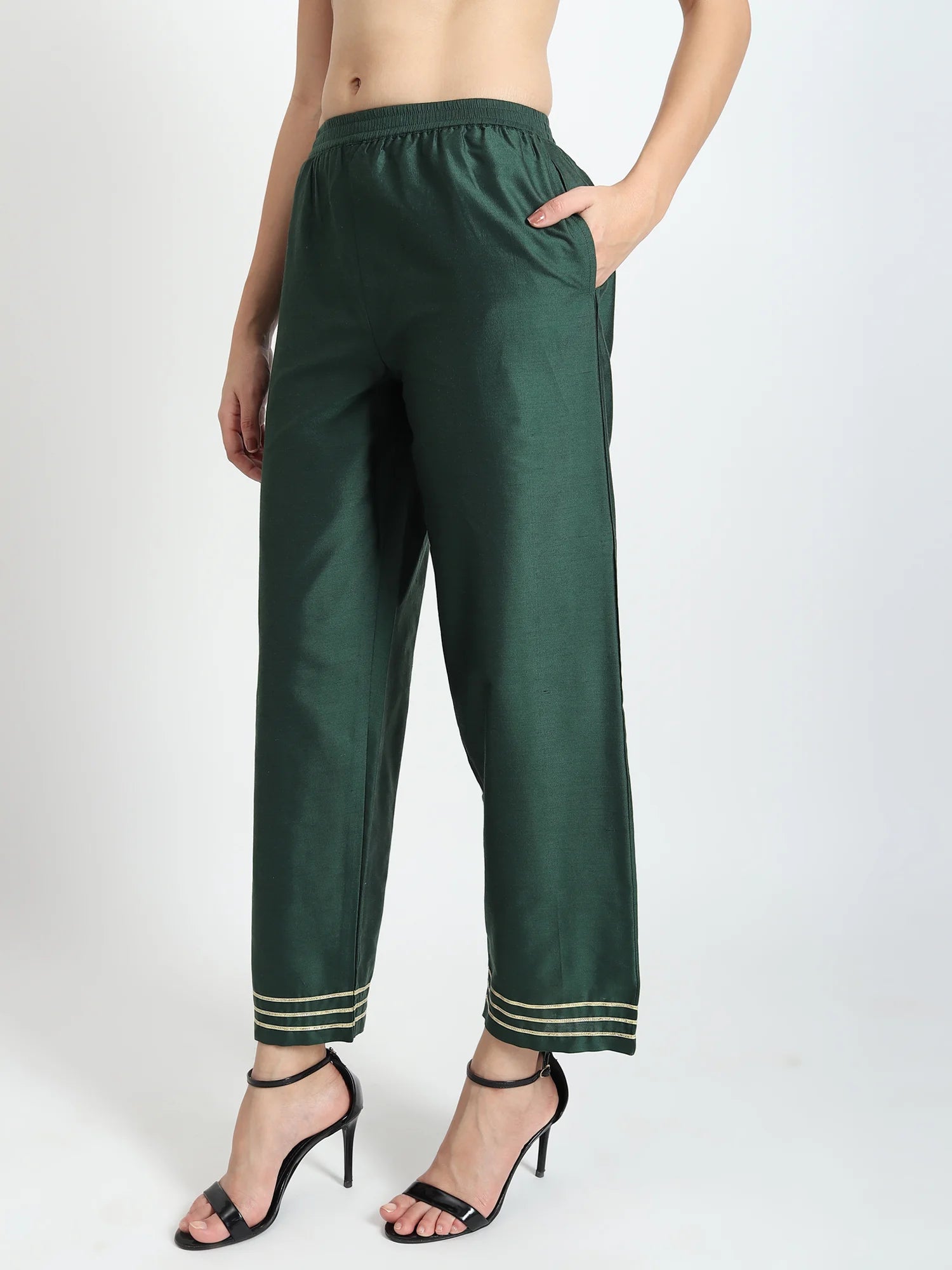 Women's Dark Green scoop Kurta pyjama set - GargiStyle